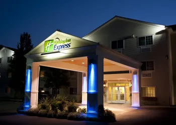 Holiday Inn Express North Conway by IHG hotel thumbnail 2