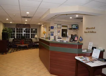 Microtel Inn & Suites by Wyndham Rock Hill/Charlotte Area hotel thumbnail 2
