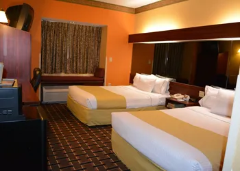 Microtel Inn & Suites by Wyndham Rock Hill/Charlotte Area hotel thumbnail 5