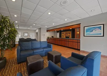 Comfort Inn by the Bay hotel thumbnail 4
