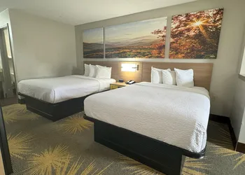 Days Inn & Suites by Wyndham Tuscaloosa - Univ. of Alabama hotel thumbnail 7
