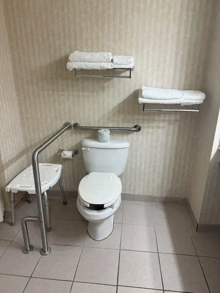 Quality Inn & Suites Manistique hotel detail image 6