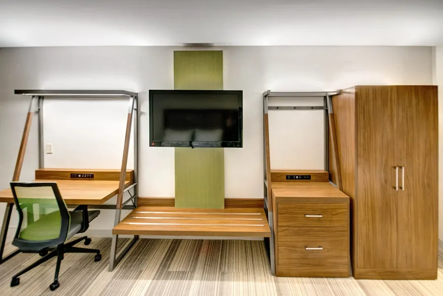 Holiday Inn Express Woodbridge by IHG hotel detail image 6