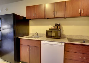 Cobblestone Inn & Suites - Rugby hotel thumbnail 5