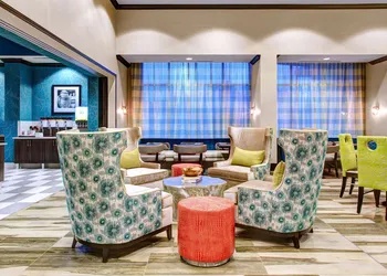 Hampton Inn & Suites by Hilton Atlanta Perimeter Dunwoody hotel thumbnail 2