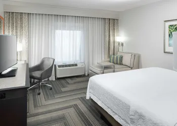 Hampton Inn & Suites by Hilton Atlanta Perimeter Dunwoody hotel thumbnail 5
