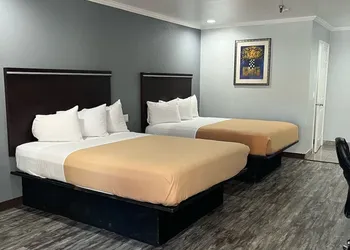 Laguna Inn & Suites hotel thumbnail 6