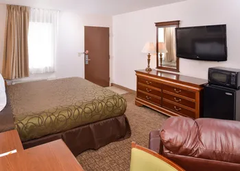 Briarwood Inn Of Geneva hotel thumbnail 8