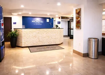 Microtel Inn by Wyndham Murfreesboro hotel thumbnail 5
