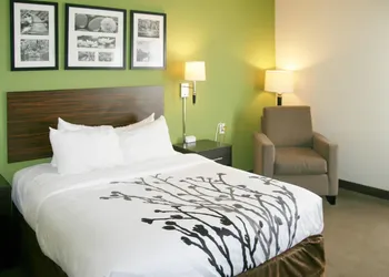 Sleep Inn & Suites Stony Creek - Petersburg South hotel thumbnail 5