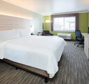 Holiday Inn Express & Suites Watsonville by IHG hotel detail image 3