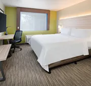Holiday Inn Express & Suites Watsonville by IHG hotel detail image 5