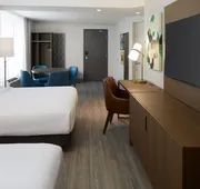 Holiday Inn & Suites Montreal Airport by IHG hotel detail image 4