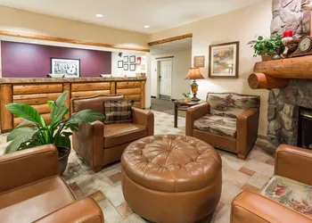 Super 8 by Wyndham Wheatland Wyoming hotel thumbnail 2