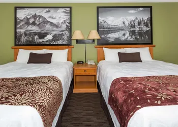 Super 8 by Wyndham Wheatland Wyoming hotel thumbnail 6