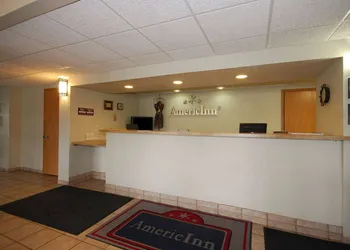 AmericInn by Wyndham Merrill hotel thumbnail 3