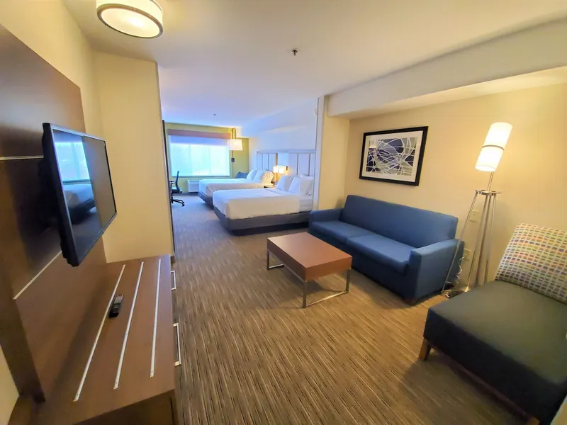 Holiday Inn Express & Suites Seattle North - Lynnwood by IHG hotel detail image 2