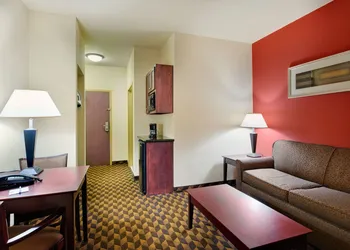 Holiday Inn Express Hotel & Suites Malvern by IHG hotel thumbnail 7