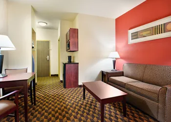 Holiday Inn Express Hotel & Suites Malvern by IHG hotel thumbnail 8
