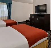 Holiday Inn Express & Suites Tacoma South - Lakewood by IHG hotel detail image 4