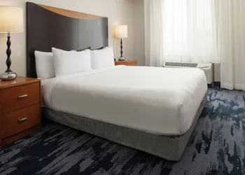 Fairfield Inn & Suites by Marriott Santa Maria hotel thumbnail 5