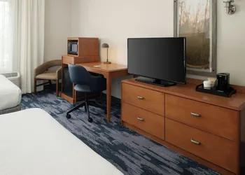 Fairfield Inn & Suites by Marriott Santa Maria hotel thumbnail 8
