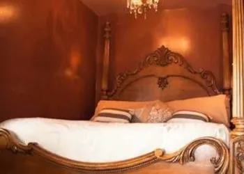Ocean City Mansion hotel thumbnail 8