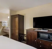 Best Western Cottage Grove Inn hotel detail image 3