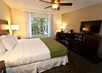 Sands by The Sea hotel thumbnail 5