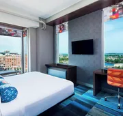 Aloft by Marriott, Boston Seaport District hotel detail image 5
