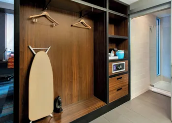 Aloft by Marriott, Boston Seaport District hotel thumbnail 6