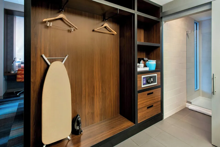 Aloft by Marriott, Boston Seaport District hotel detail image 6