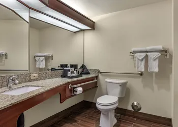 Comfort Inn Troutdale - Portland East hotel thumbnail 4
