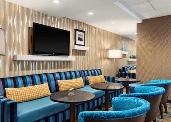 Hampton Inn and Suites by Hilton, Downtown Vancouver hotel thumbnail 6