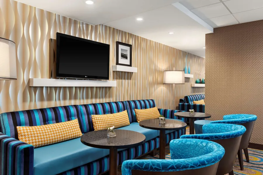 Hampton Inn and Suites by Hilton, Downtown Vancouver hotel detail image 6