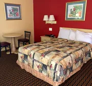 Americas Best Value Inn Sarasota Downtown hotel detail image 5