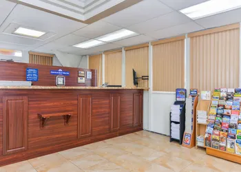 Americas Best Value Inn Sarasota Downtown hotel thumbnail 3