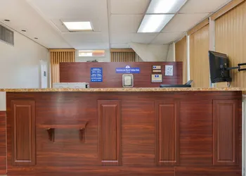Americas Best Value Inn Sarasota Downtown hotel thumbnail 4