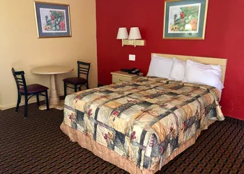 Americas Best Value Inn Sarasota Downtown hotel thumbnail 5