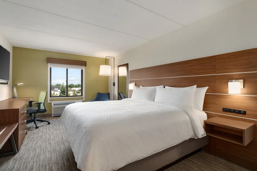 Holiday Inn Express Plattsburgh by IHG hotel detail image 6