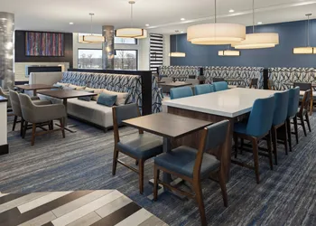 Holiday Inn Express Moline - Quad Cities Area by IHG hotel thumbnail 6