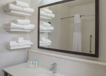 Hampton Inn Gulf Shores hotel thumbnail 6