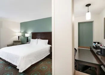 Hampton Inn & Suites Mooresville/Lake Norman hotel thumbnail 8