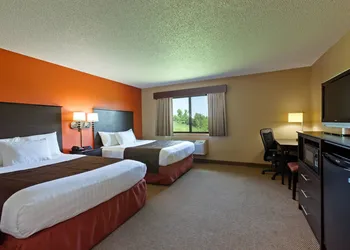 AmericInn by Wyndham Algona hotel thumbnail 5