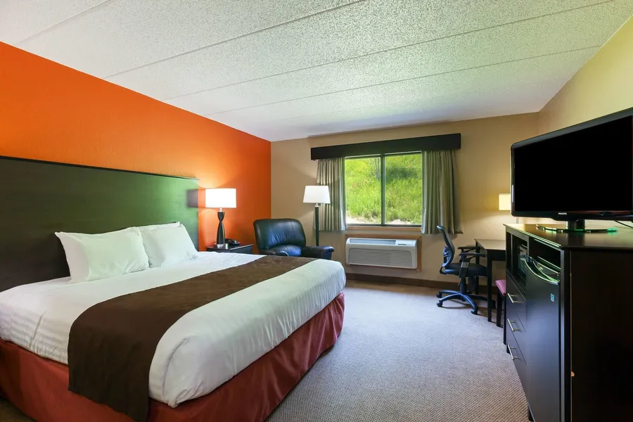 AmericInn by Wyndham Algona hotel detail image 6