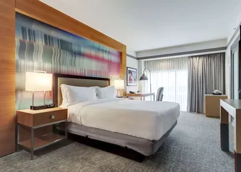 Hilton University of Houston hotel thumbnail 5