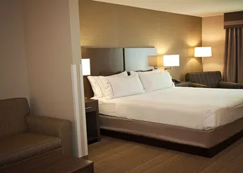 Holiday Inn Express & Suites Wichita Northeast by IHG hotel thumbnail 6