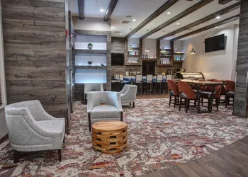 Hampton Inn & Suites Newark Airport Elizabeth hotel thumbnail 2