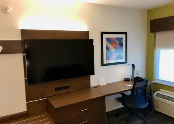 Holiday Inn Express Fishkill-Mid Hudson Valley by IHG hotel thumbnail 6