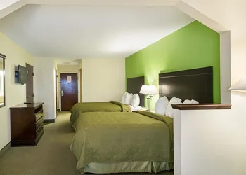 Quality Inn & Suites Harvey - Chicago Southland hotel thumbnail 8